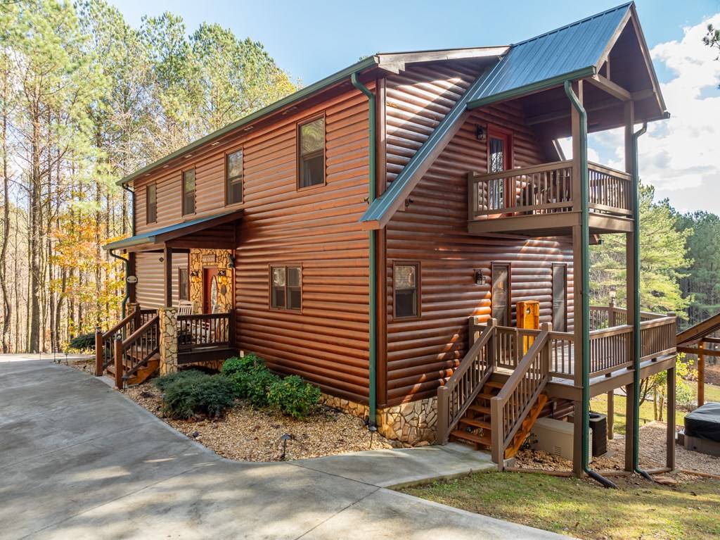 Ellijay, GA 30536,270 Black Bear Ridge Road