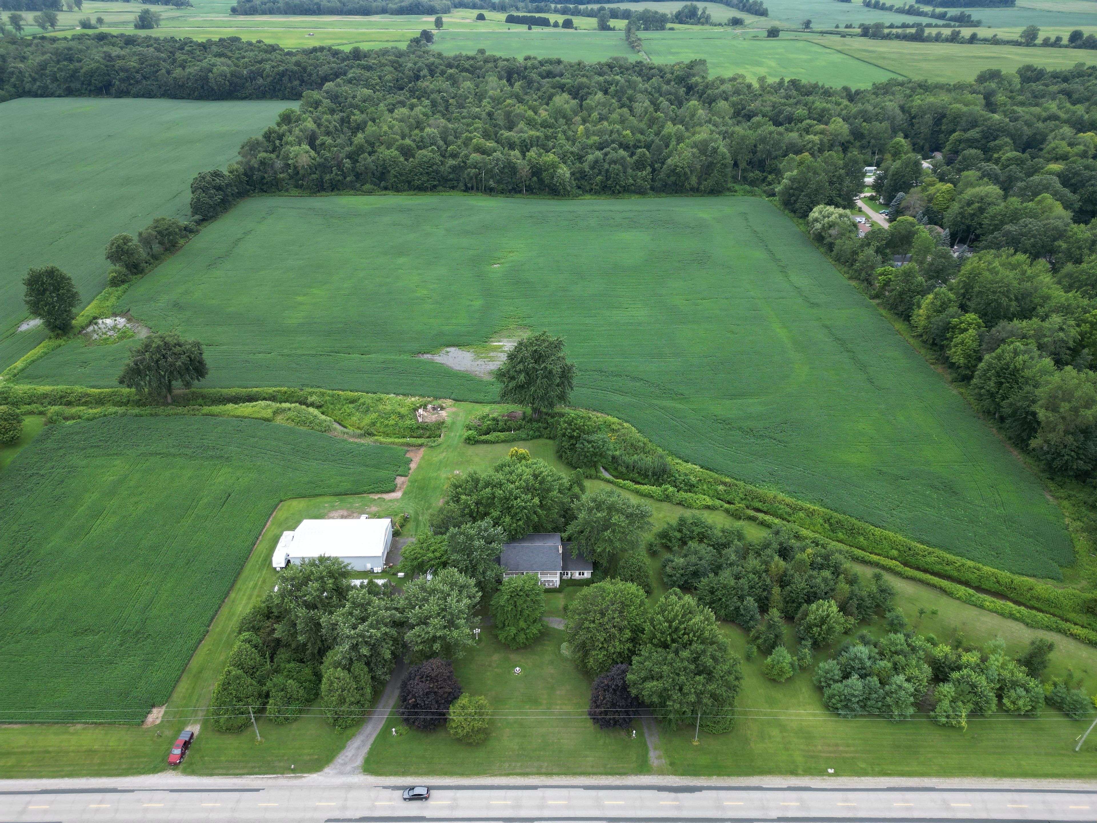 Chatham-kent, ON N0P 2K0,29284 Jane RD