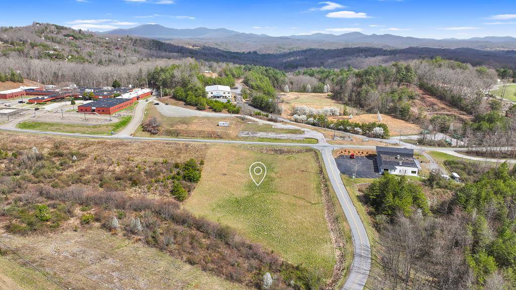 Blue Ridge, GA 30513,0 Professional Road