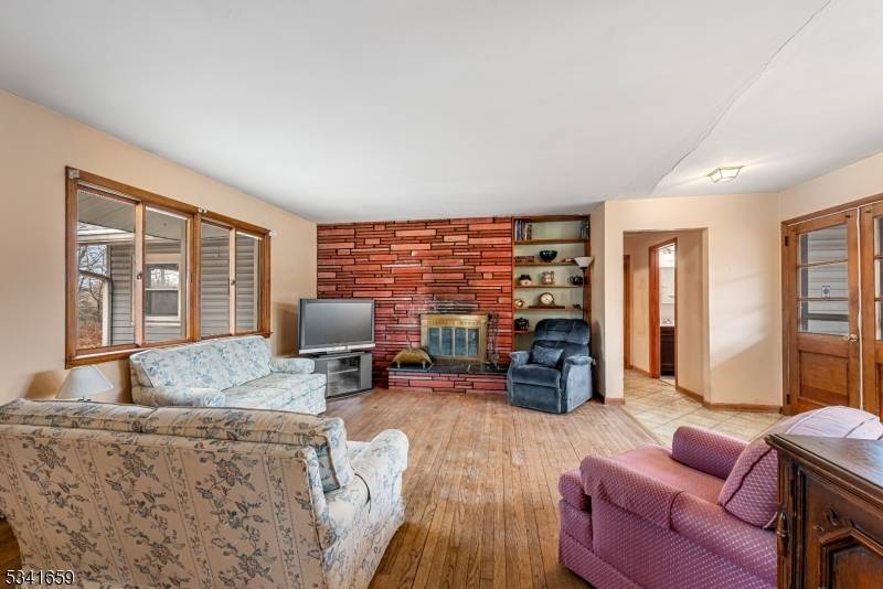 Randolph Twp., NJ 07869,314 Center Grove Rd