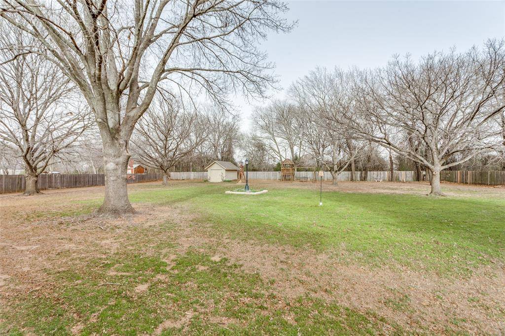 Burleson, TX 76028,421 Emerald Court