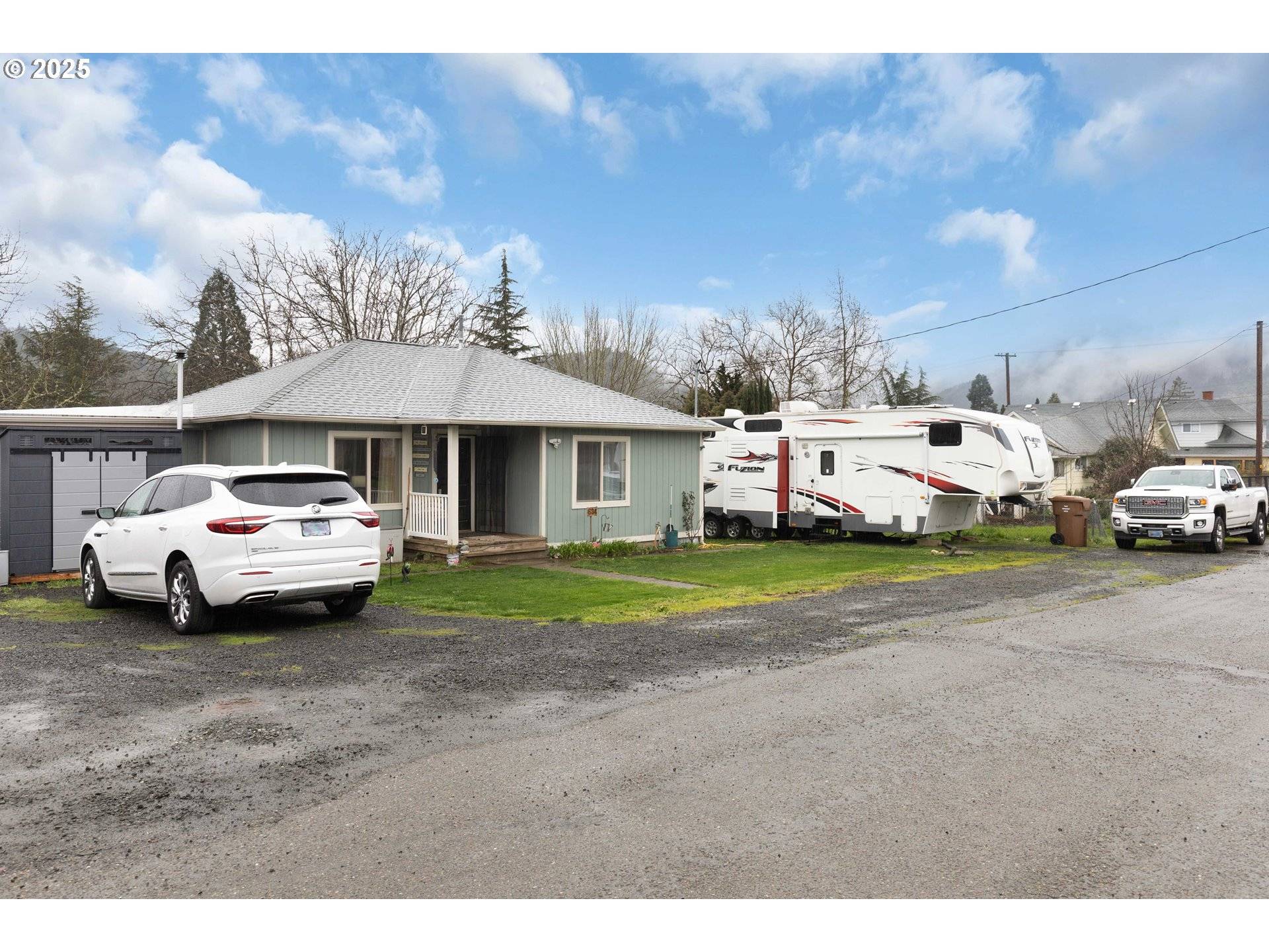 Myrtle Creek, OR 97457,634 NE Waite ST