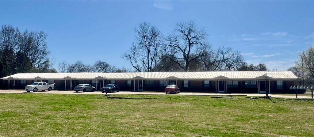 Pittsburg, TX 75686,324 Hill Avenue