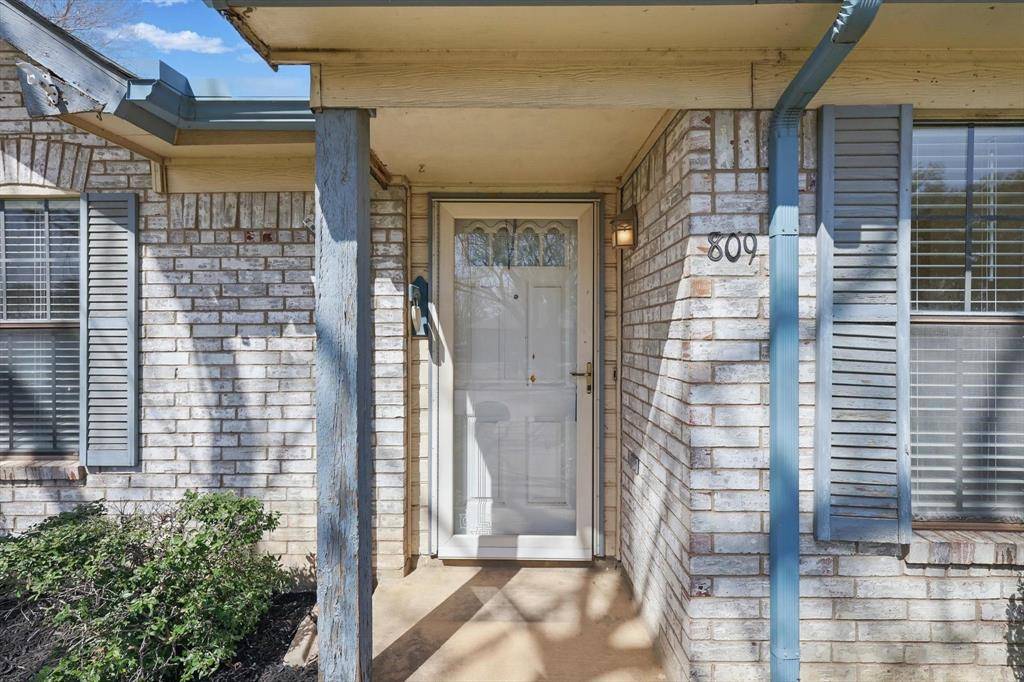 Lewisville, TX 75067,809 Blue Oak Drive