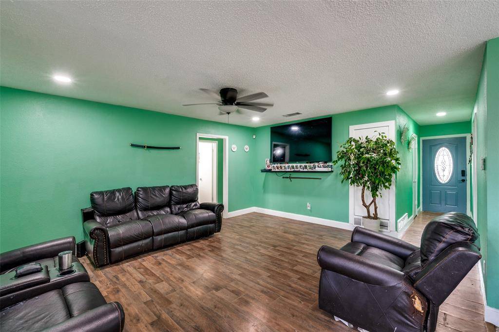 Fort Worth, TX 76119,5217 Nell Street