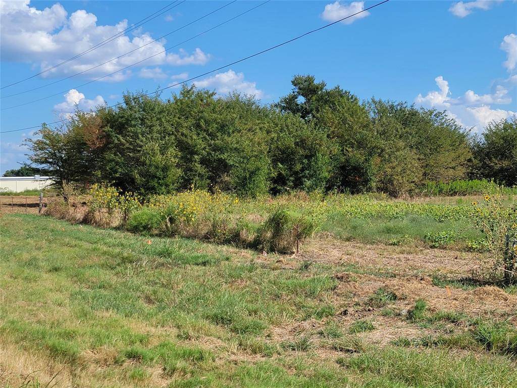 Lindsay, TX 76250,000 US 82
