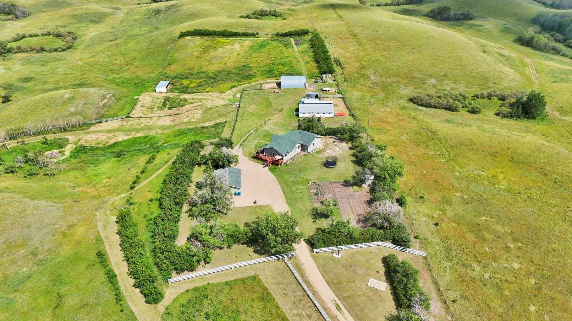 Rural Starland County, AB T0J 2B0,330085 Highway 56