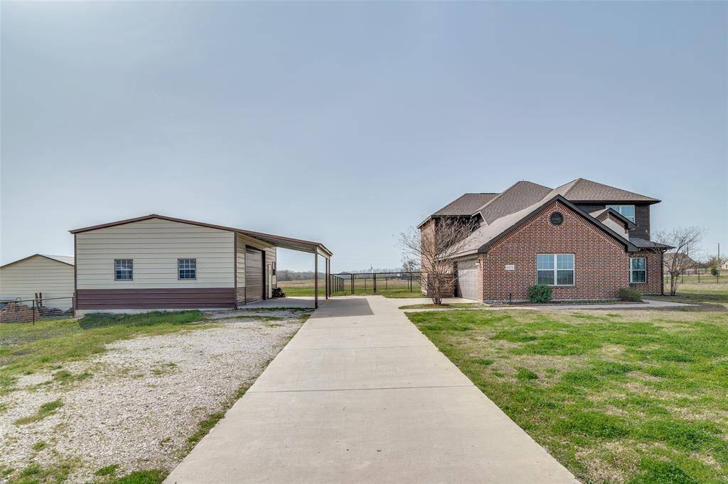 Nevada, TX 75173,8476 County Road 592