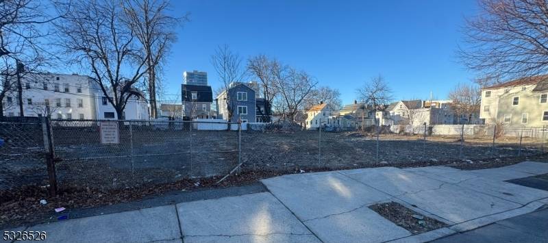 East Orange City, NJ 07018,52 Cambridge St