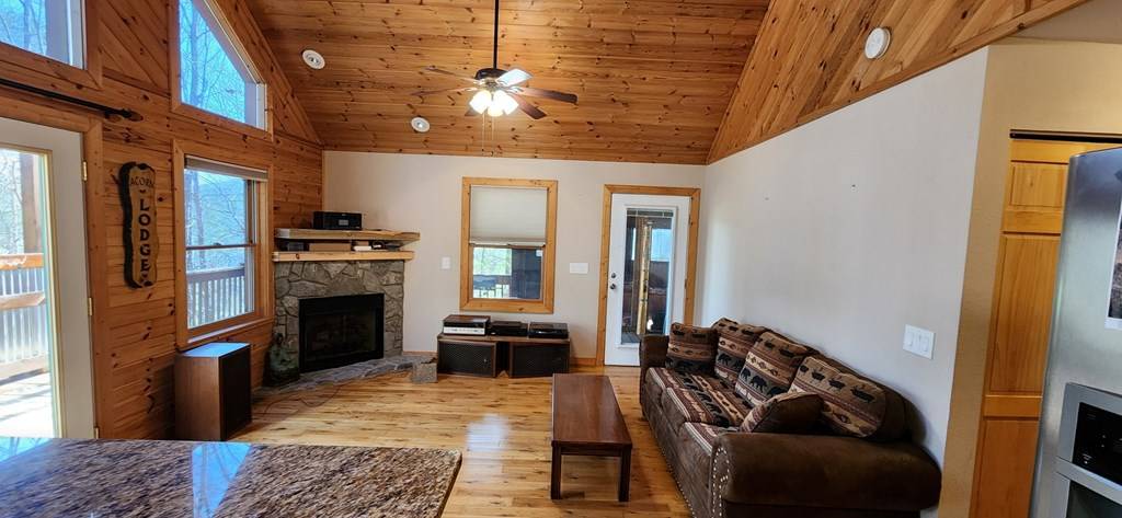 Murphy, NC 28906,240 DEVORE