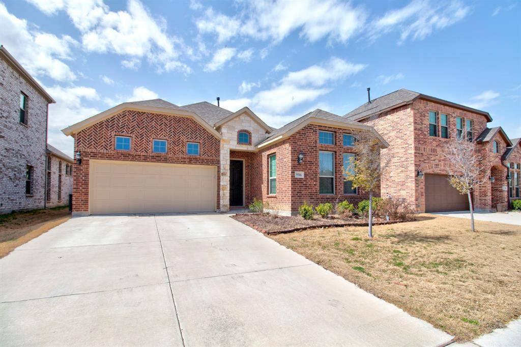 Denton, TX 76226,9316 Meadowpark Drive