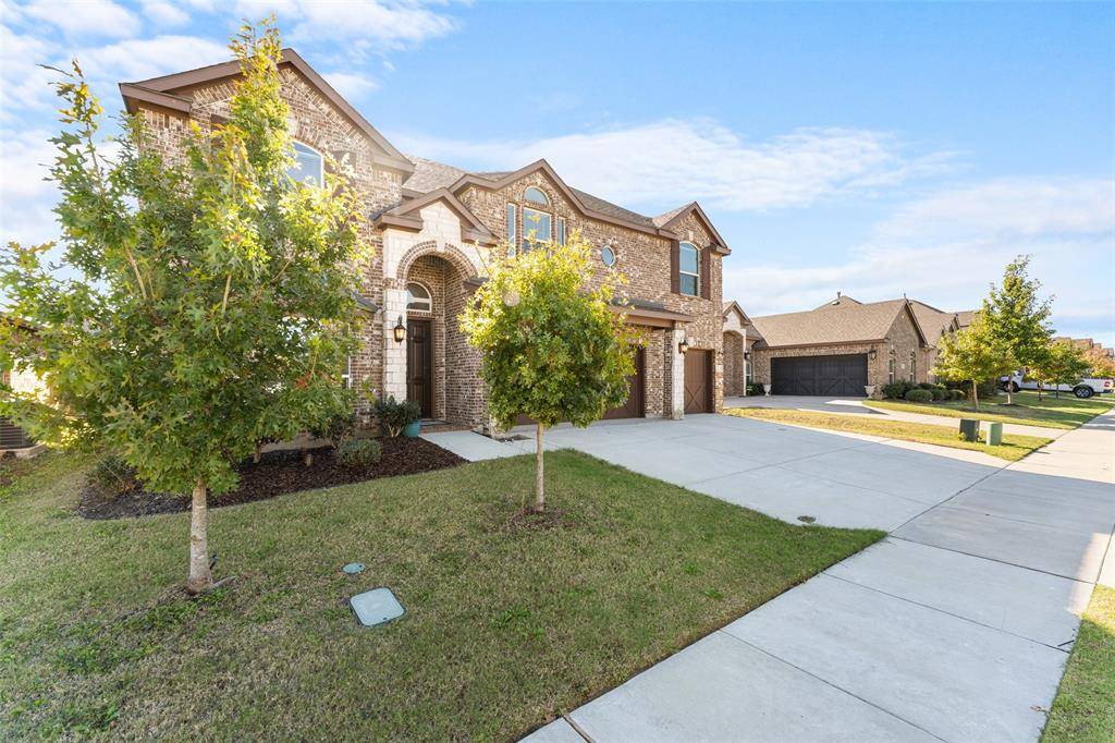 Celina, TX 76227,6012 oakmere Lane