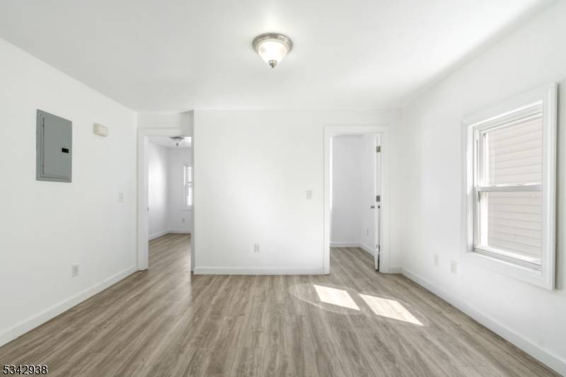 Paterson City, NJ 07522,171 Temple St