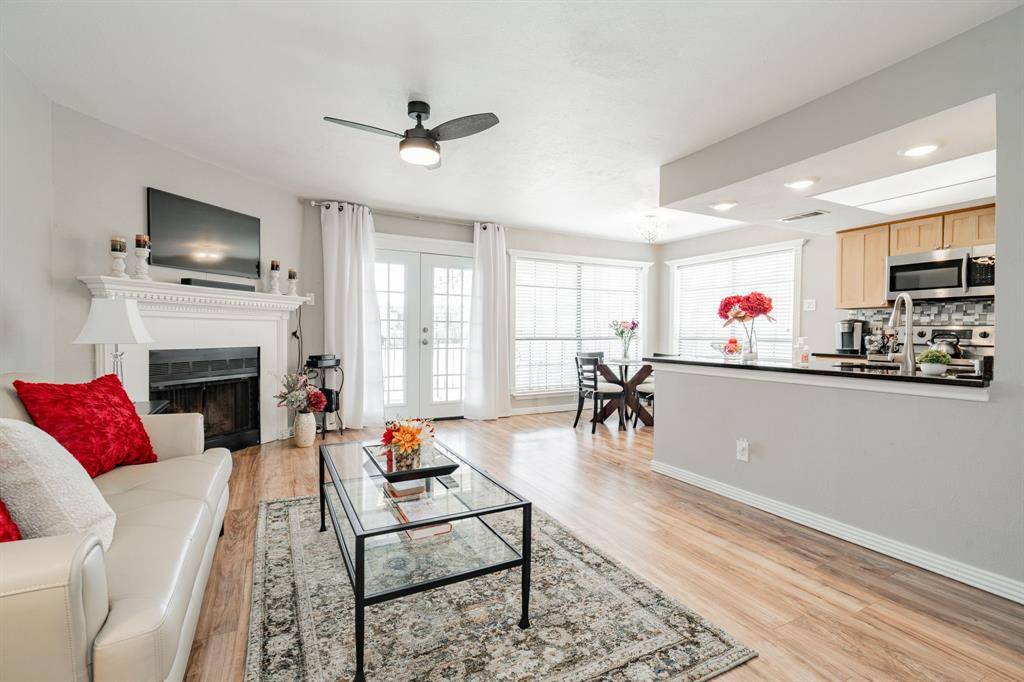 Dallas, TX 75211,2505 Wedglea Drive #242