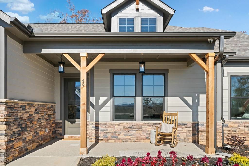 Ellijay, GA 30540,214 Summit View Lane