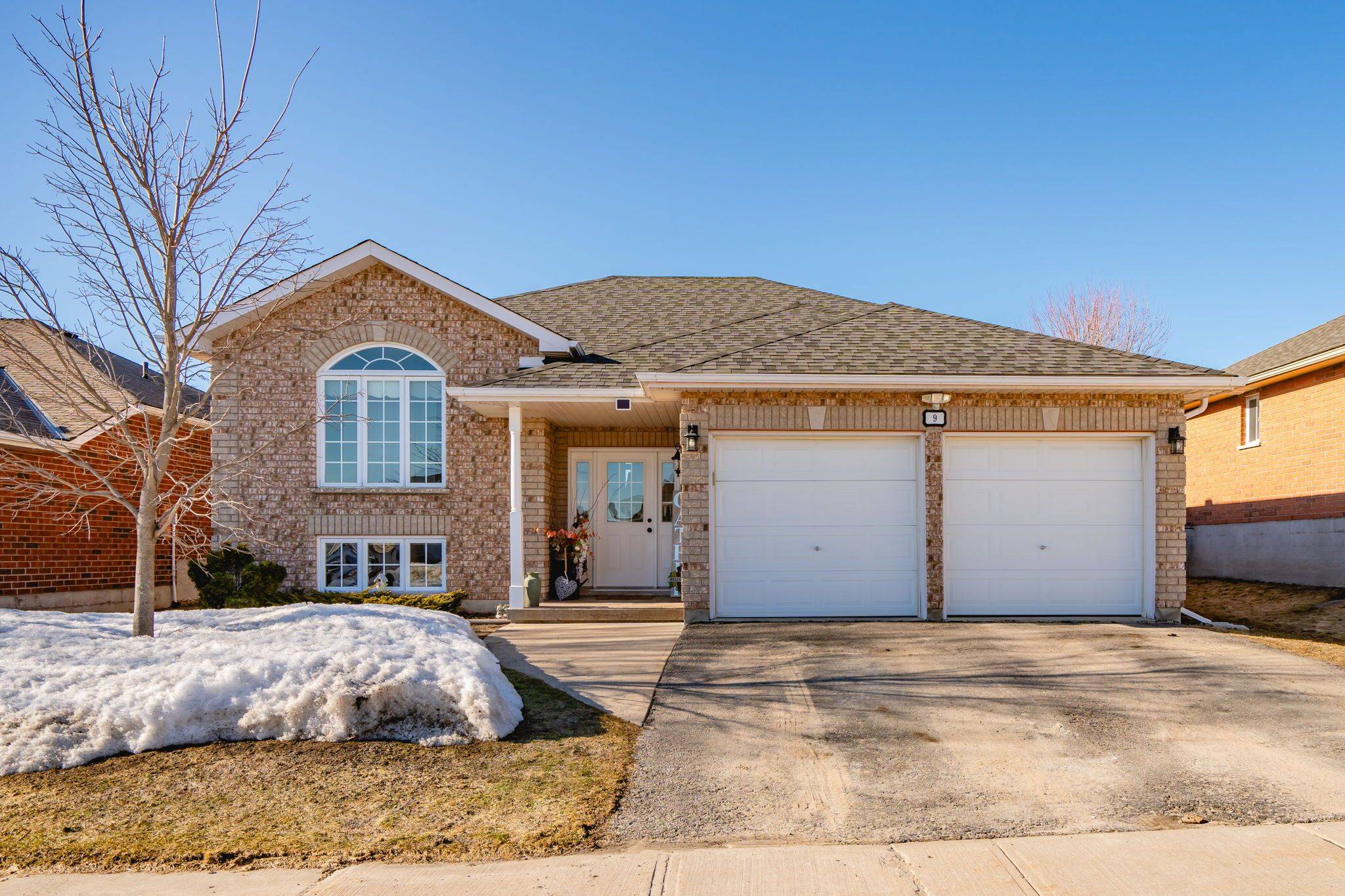 Penetanguishene, ON L9M 0A1,9 Mackenzie CT