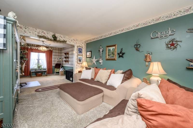 Branchburg Twp., NJ 08876,144 Choctaw Ridge Rd