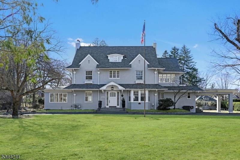 Woodcliff Lake Boro, NJ 07677,225 Glen Rd