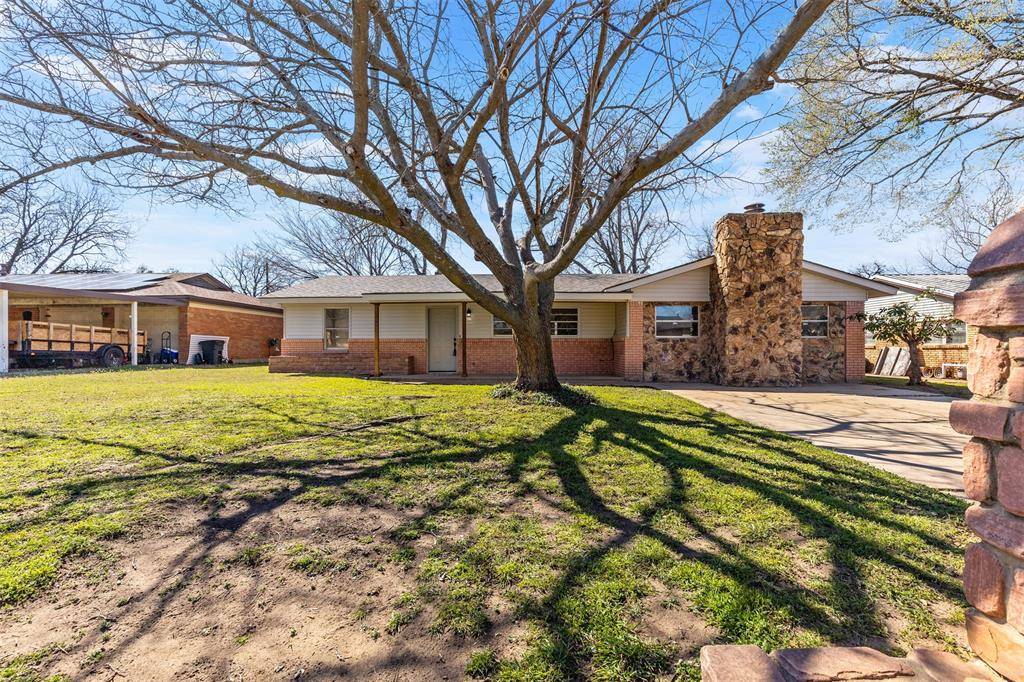 Benbrook, TX 76126,1204 John Reagan Street