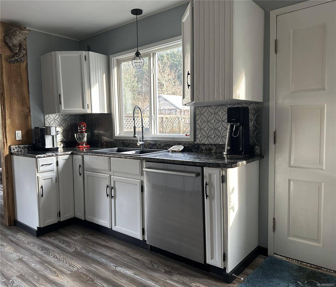 Sandspit, BC V0T 1T0,362 Christina Pl