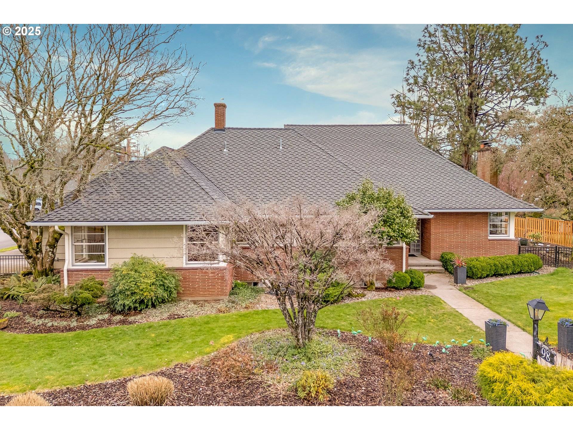 Gresham, OR 97030,98 NW WILSON AVE