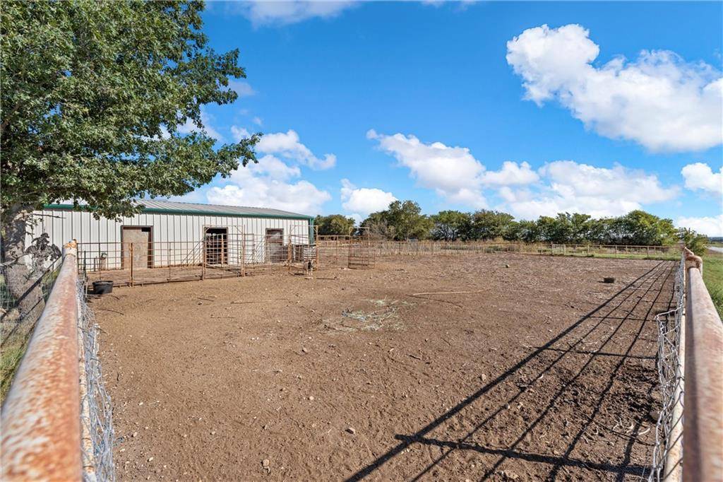 Hillsboro, TX 76645,1025 Hcr 2421