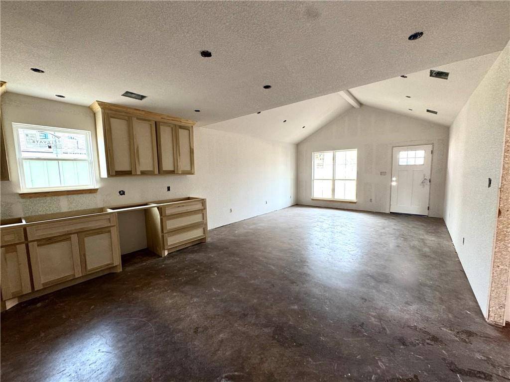 Mart, TX 76664,389 E Burleson Street