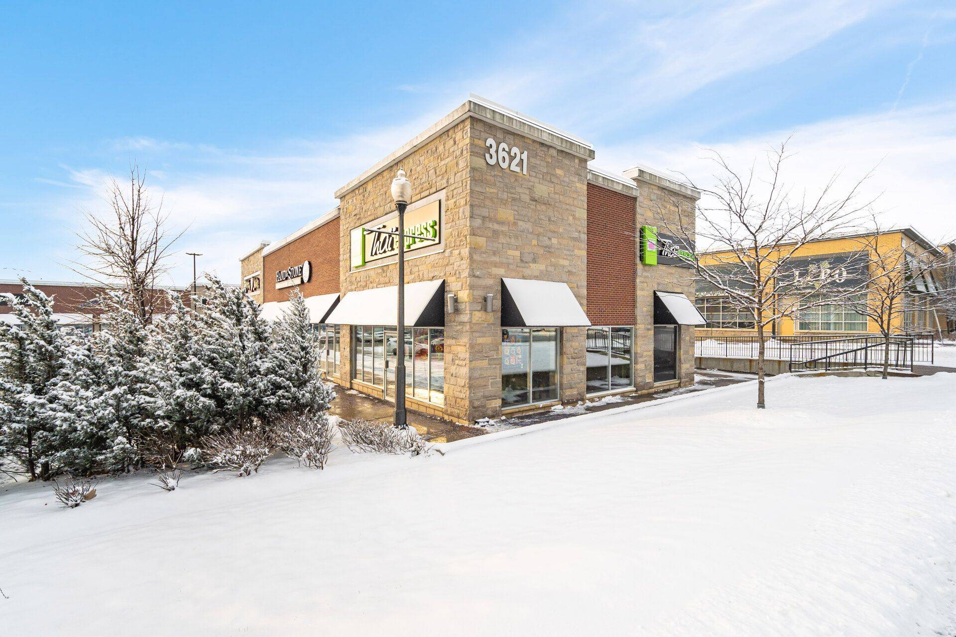 Vaughan, ON L4H 0A2,3621 Major Mackenzie DR #Bdg F #3