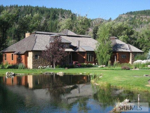 Swan Valley, ID 83449,35 Raven Road