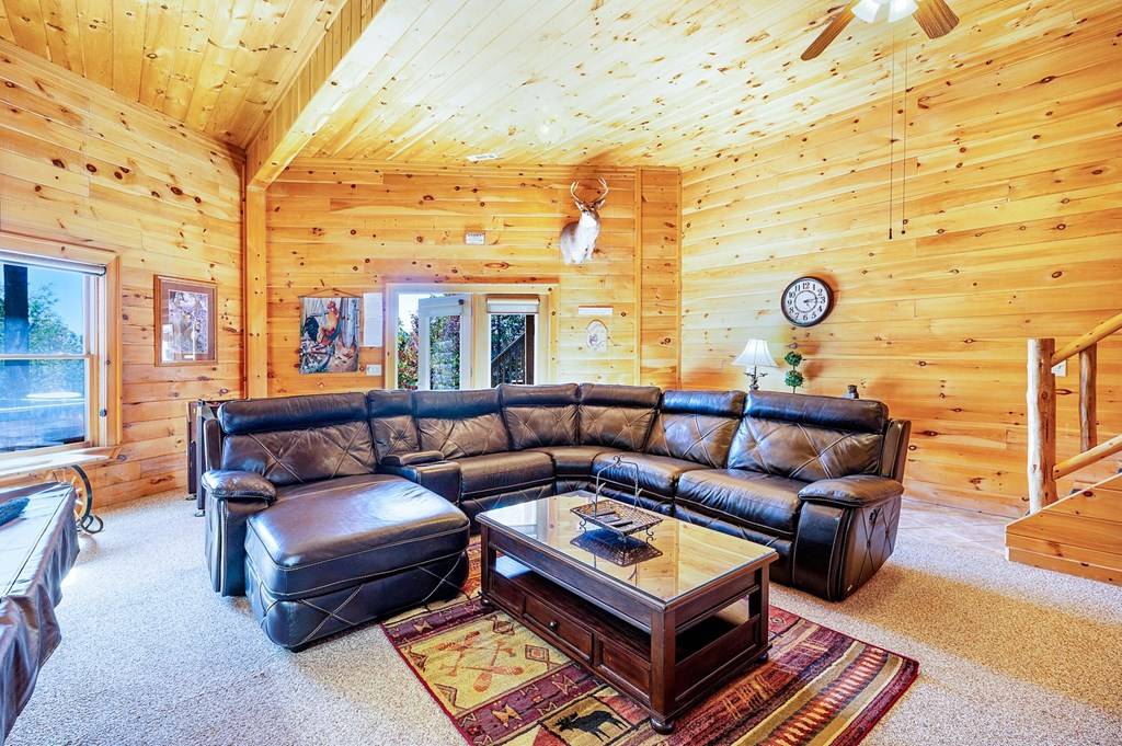 Morganton, GA 30560,192 Oak Ridge Way