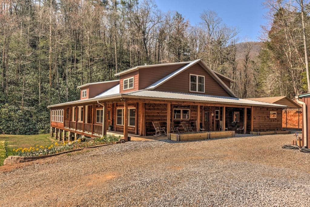 Murphy, NC 28906,1559 Copper Creek Road