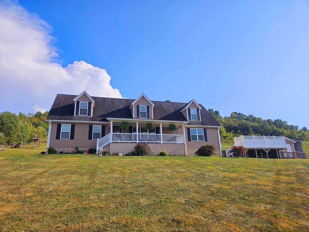 Lebanon, VA 24266,121 Homestead Dr.
