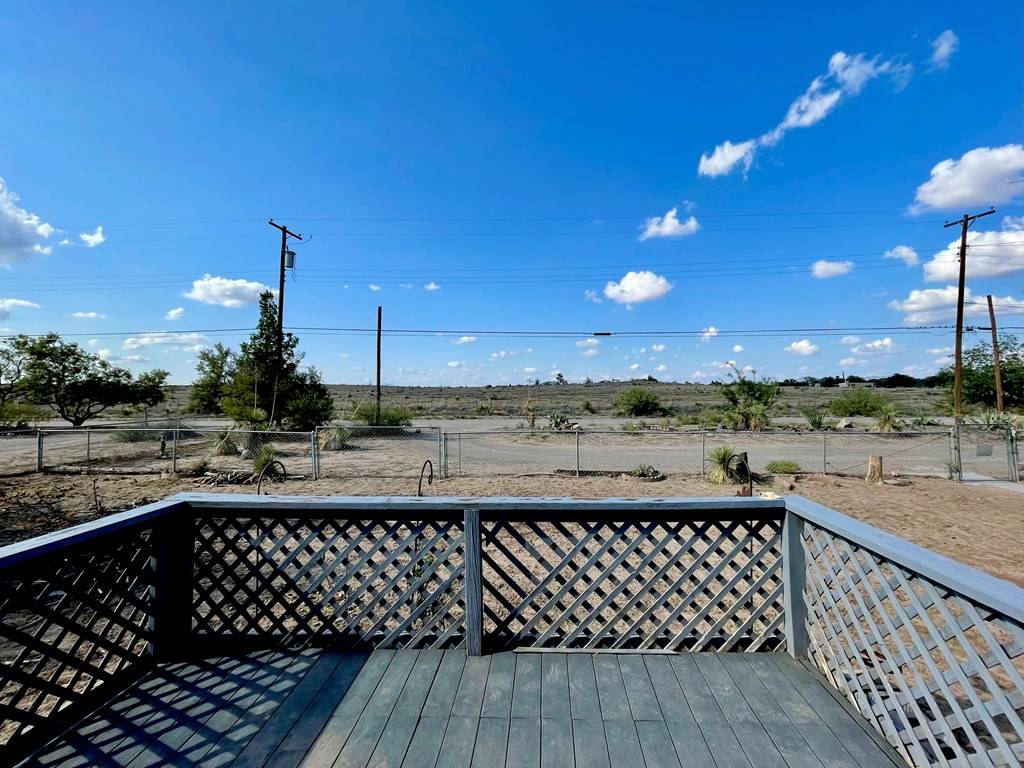 Marfa, TX 79843,1019 W Washington St