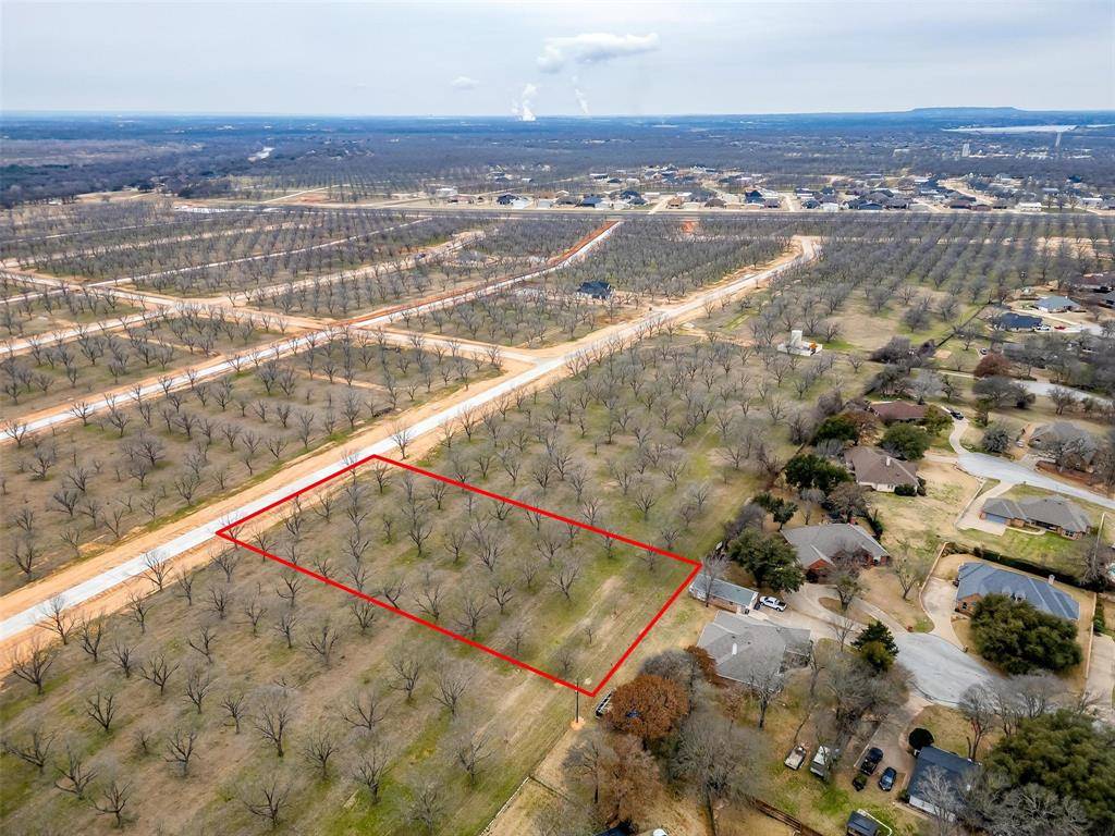 Granbury, TX 76049,1112 East Landings North