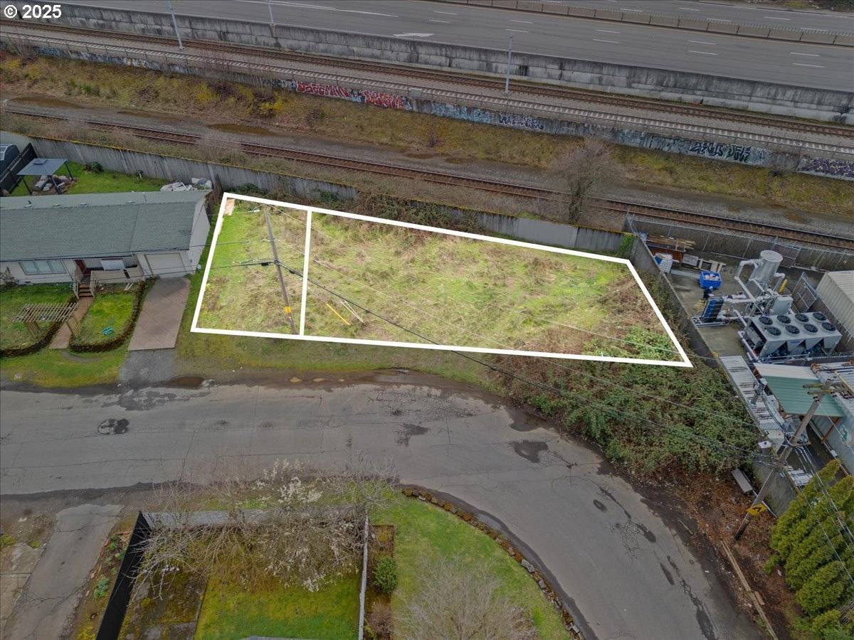 Portland, OR 97220,NE 85TH AVE