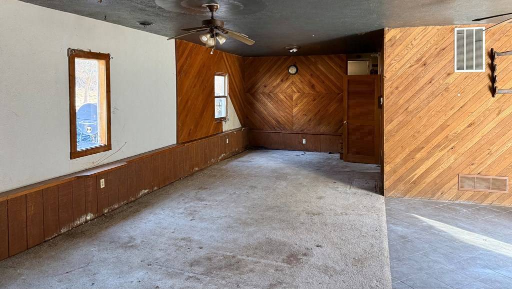 Weirton, WV 26062,323 North Fork Rd