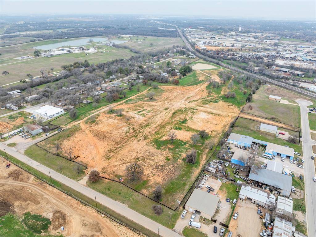 Kennedale, TX 76060,7205 Hudson Village Creek