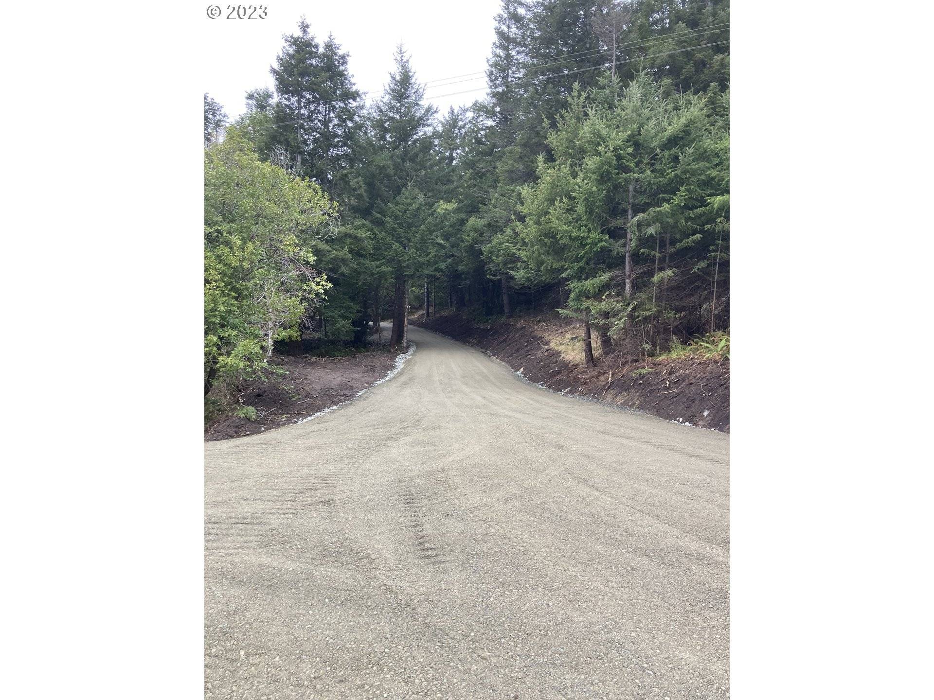 Gold Beach, OR 97444,0 N Bank Rogue River RD N #304