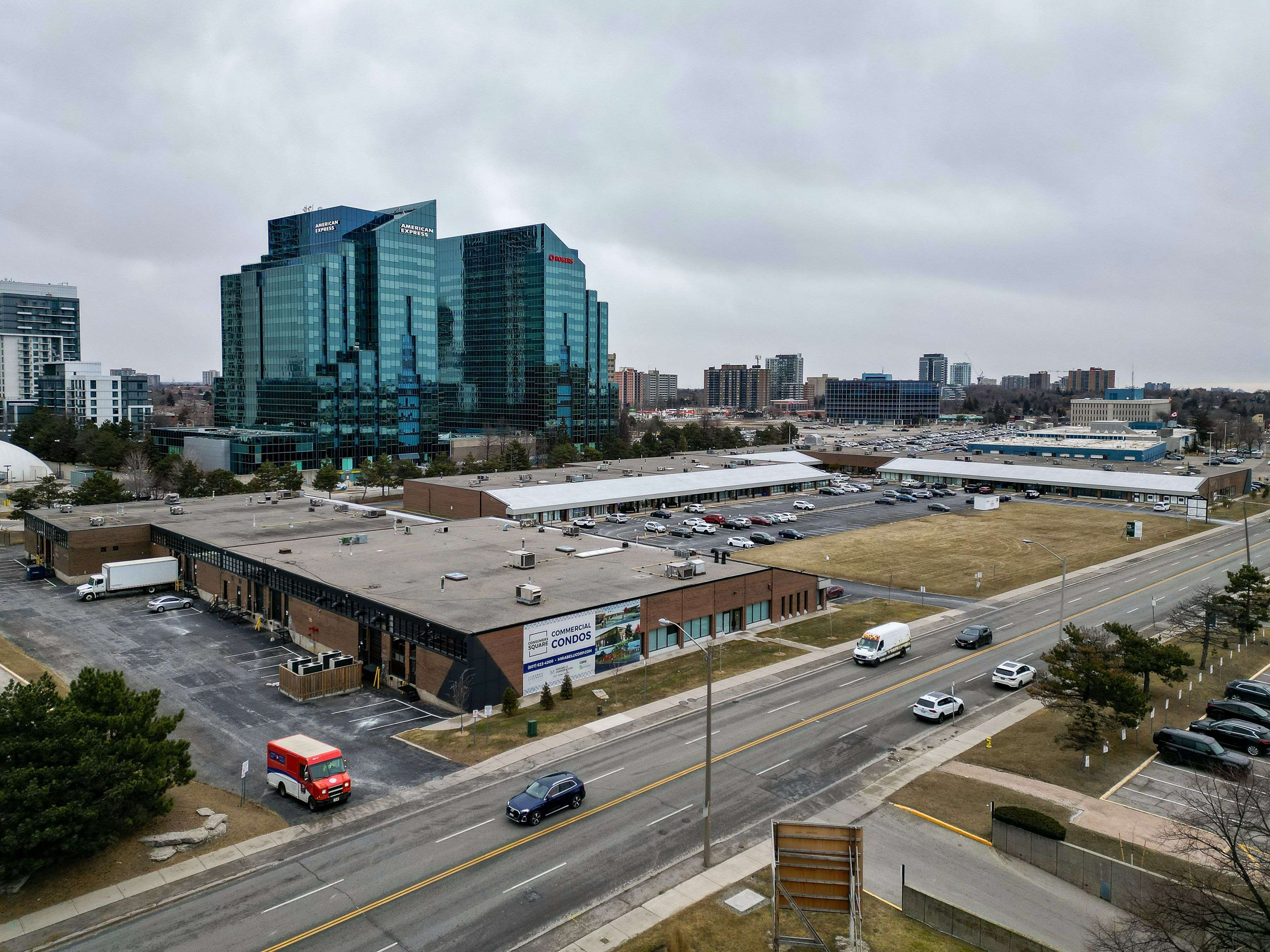 Toronto C15, ON M2J 1P8,280-422 Consumers RD #11-13