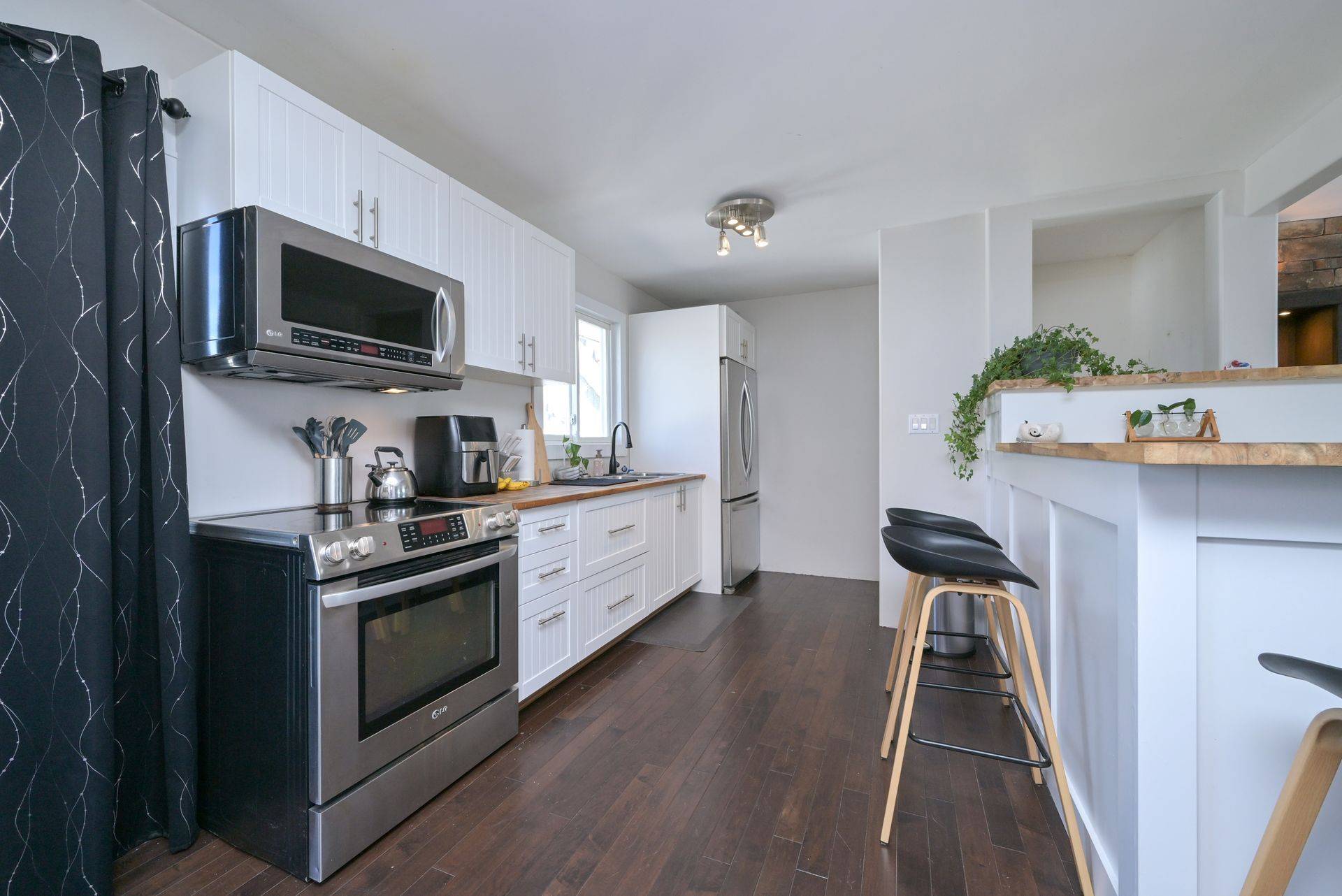 Ramara, ON L3V 6H7,5653 Highway 12 N/A