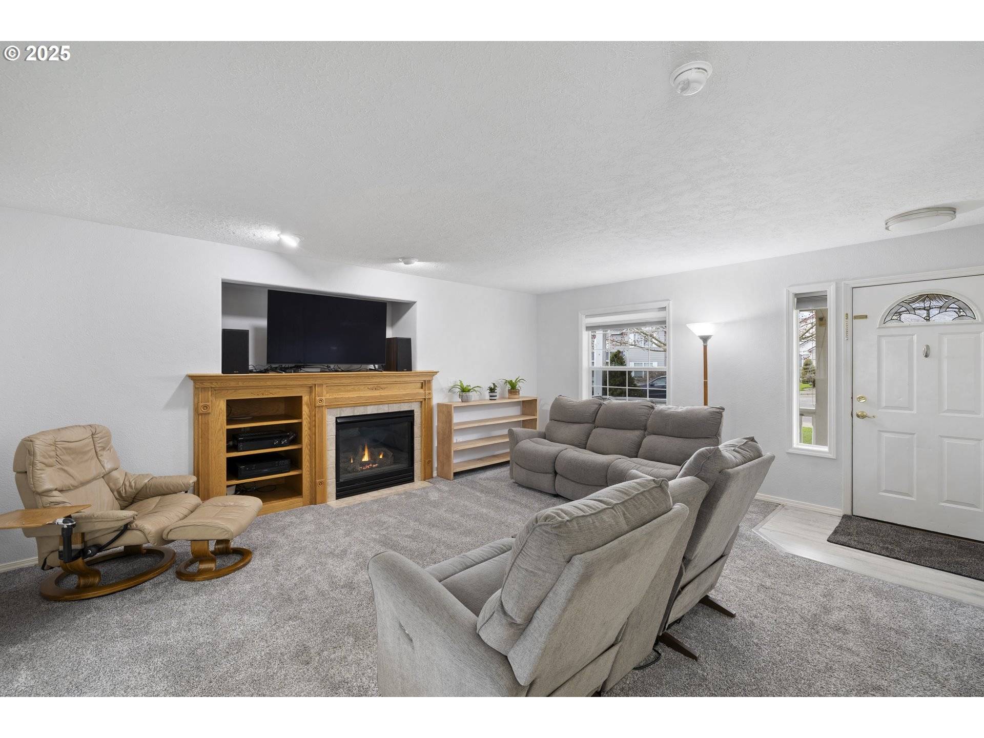 Lafayette, OR 97127,829 N JACKSON CT