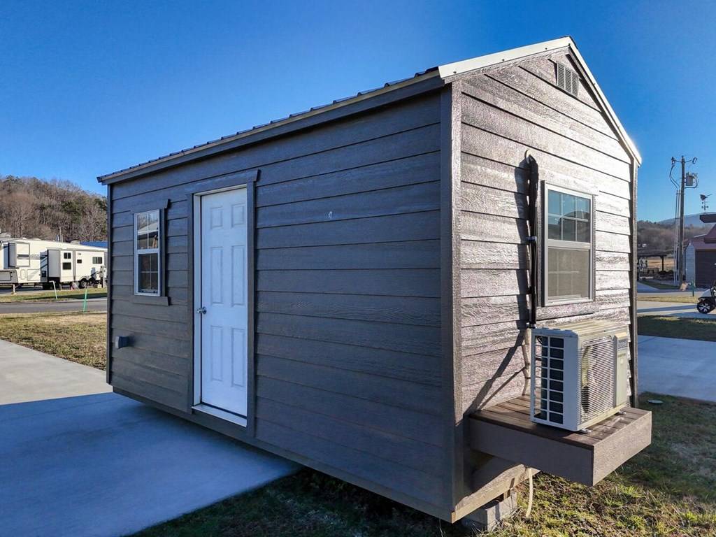 Blairsville, GA 30512,384 Mountain Creek Road