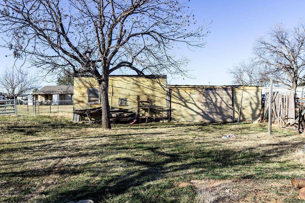 Baird, TX 79504,1216 W 4th Street