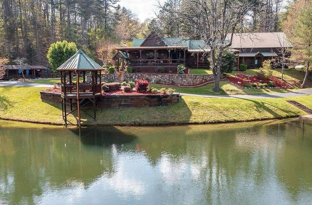 Mineral Bluff, GA 30559,513 Toccoa River Forest