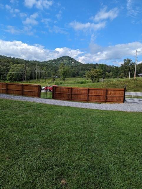 Hayesville, NC 28904,14 Chatuge Village Drive