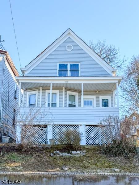 Garfield City, NJ 07026,202 Outwater Ln