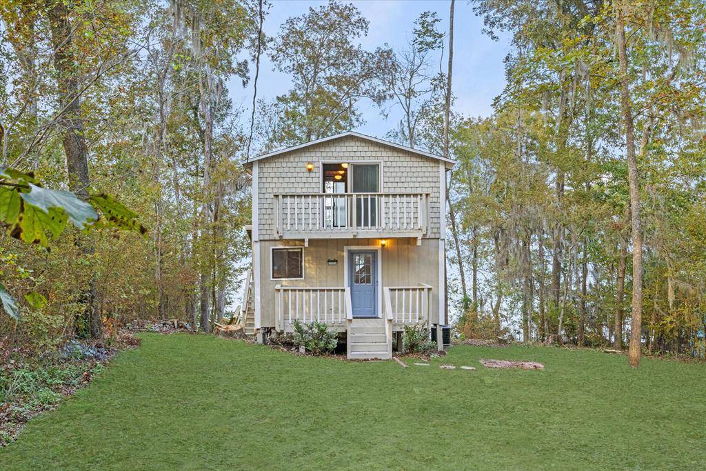Bainbridge, GA 39819,389 Lakeshore Drive