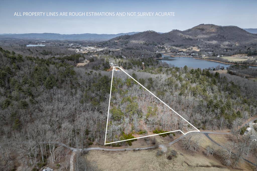 Hiawassee, GA 30546,7.3 AC Tay Walk Way