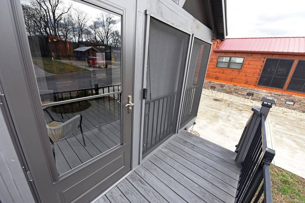 Blairsville, GA 30512,101 Porch View Circle