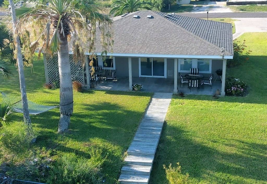 Rockport, TX 78382,213 W Speckled Trout Ln
